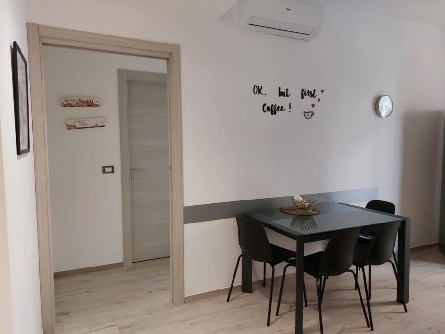 Titti'S House - Parcheggio Custodito In Garage Gratis 热那亚 外观 照片